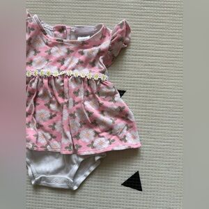 Little Lass|Baby girl Pink Floral short sleeve dress/bodysuit attached•••daisies